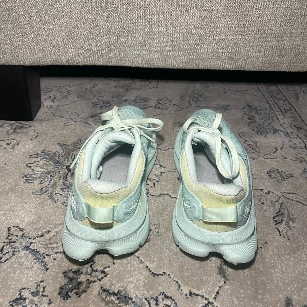 Hoka Kawana Sunlit Ocean/Ocean Mist
